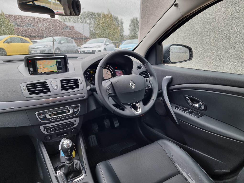 Jan 2016 Renault Megane 1.5 dCi Dynamique Nav 5dr