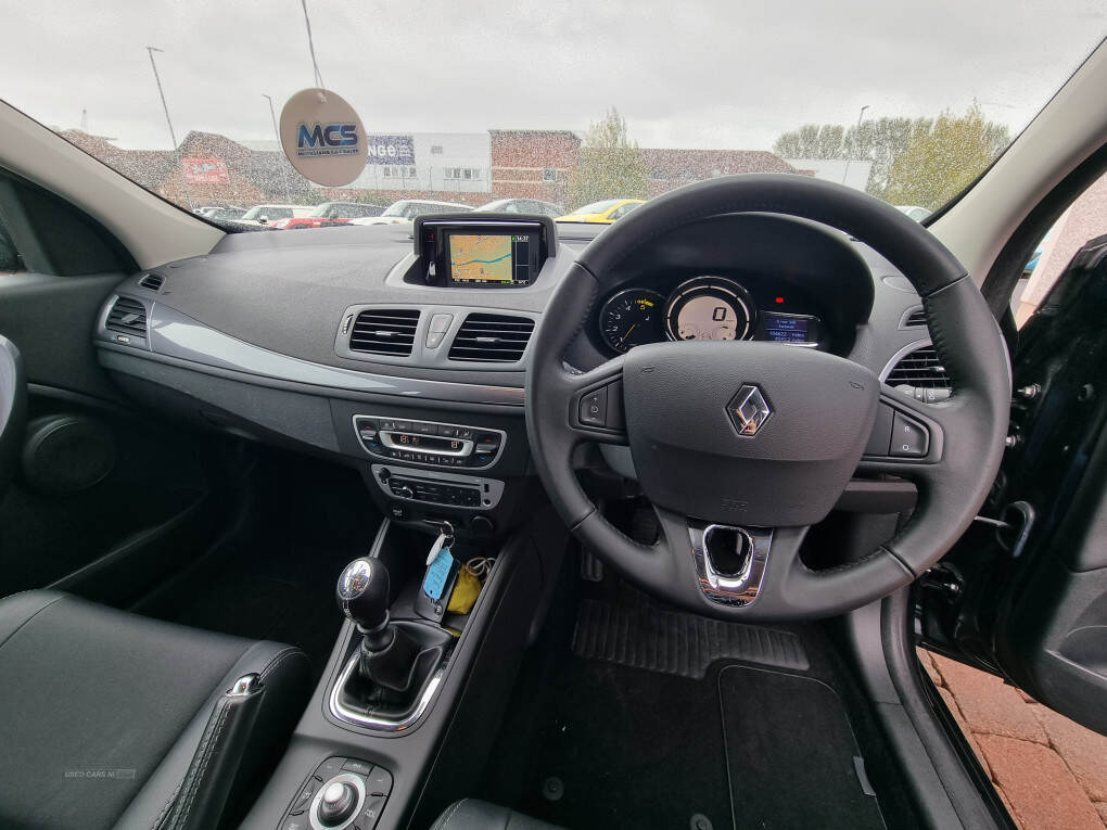 Jan 2016 Renault Megane 1.5 dCi Dynamique Nav 5dr