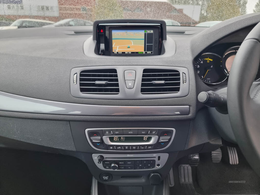 Jan 2016 Renault Megane 1.5 dCi Dynamique Nav 5dr