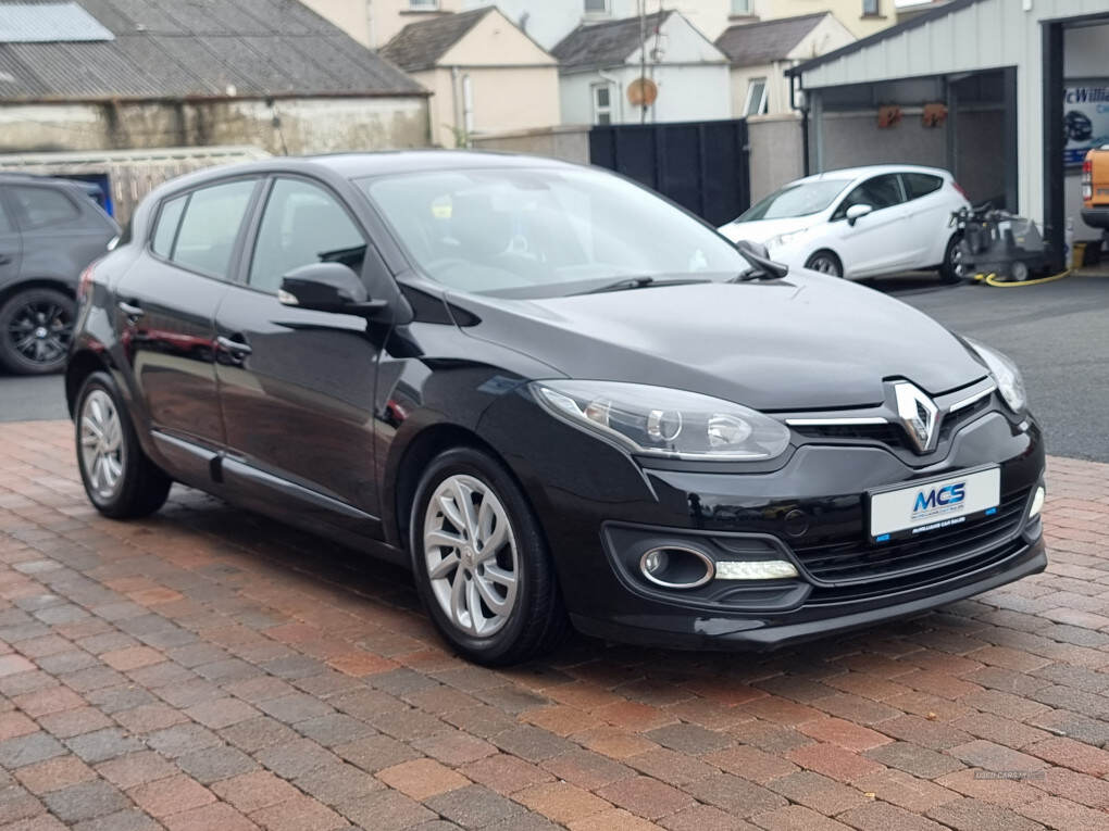 Jan 2016 Renault Megane 1.5 dCi Dynamique Nav 5dr