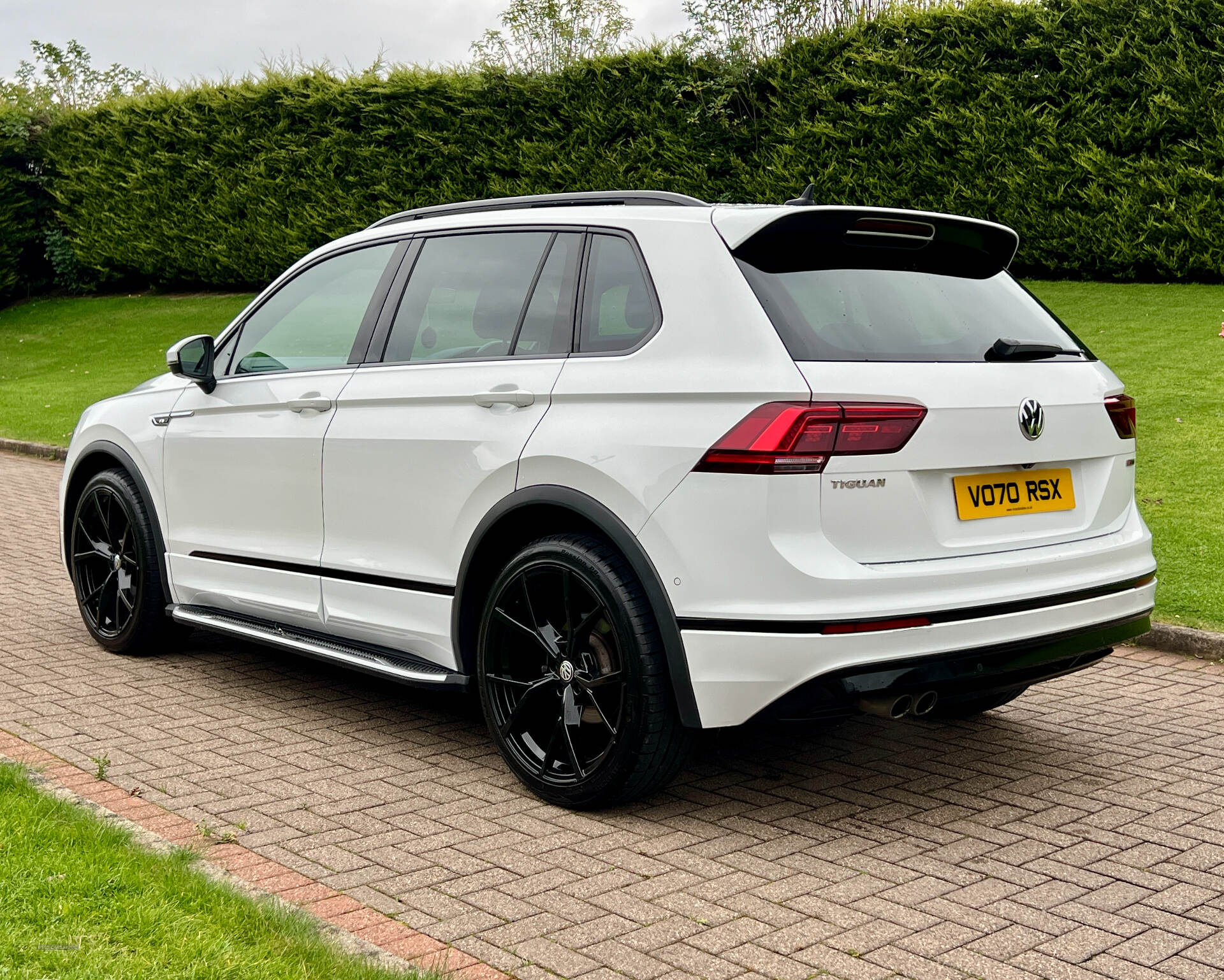 Sep 2020 Volkswagen Tiguan 2.0 TDi 150 R-Line 4Motion DSG