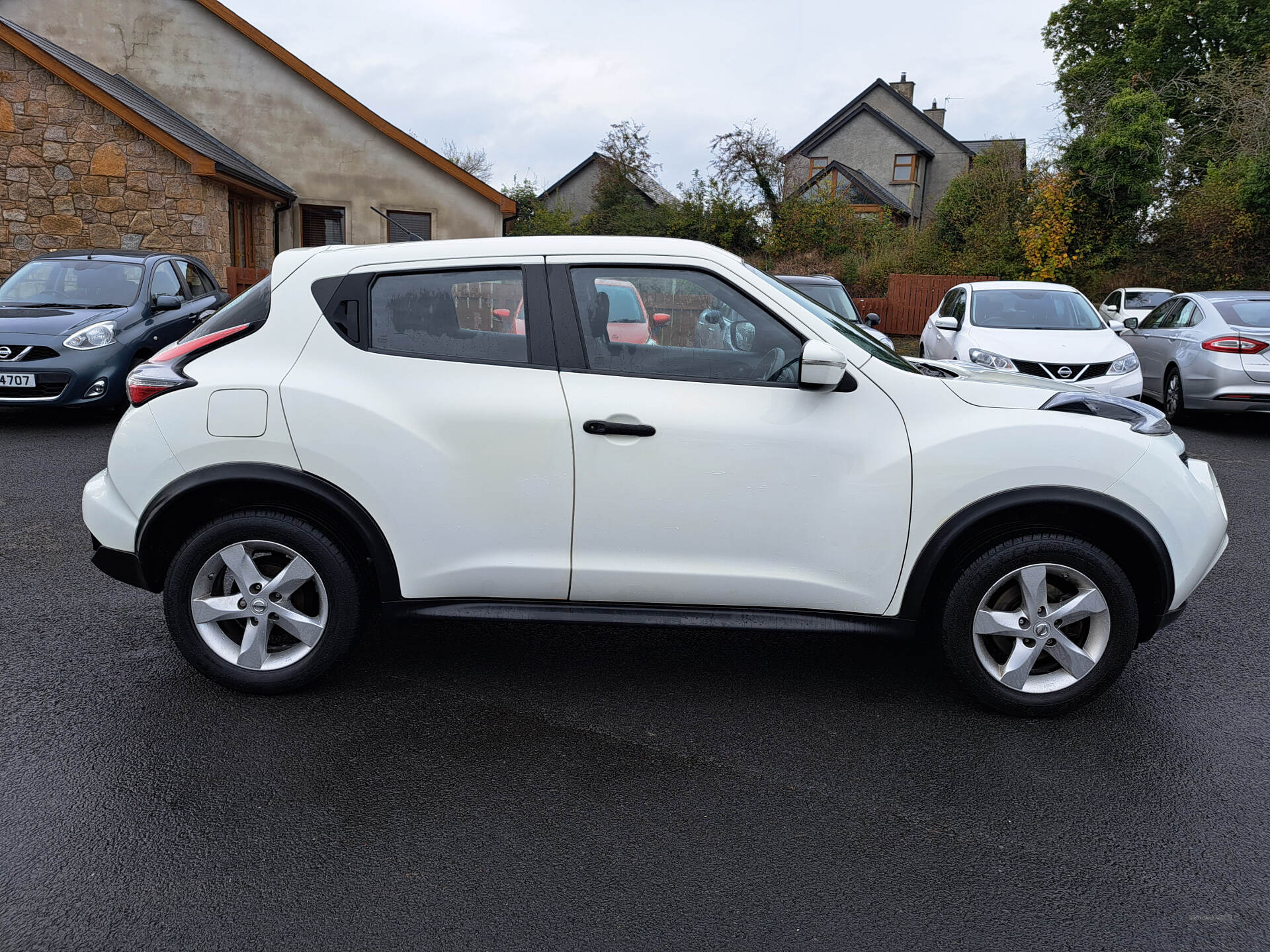 Nissan Juke HATCHBACK in Antrim