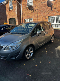 Vauxhall Meriva 1.4i 16V Exclusiv [Non AC] 5dr in Antrim