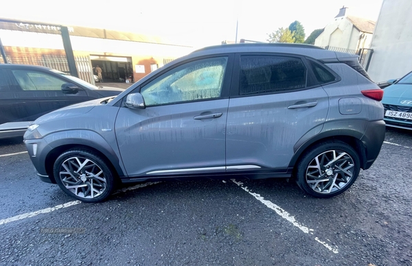 Hyundai Kona 1.6 petrol Hybrid in Down