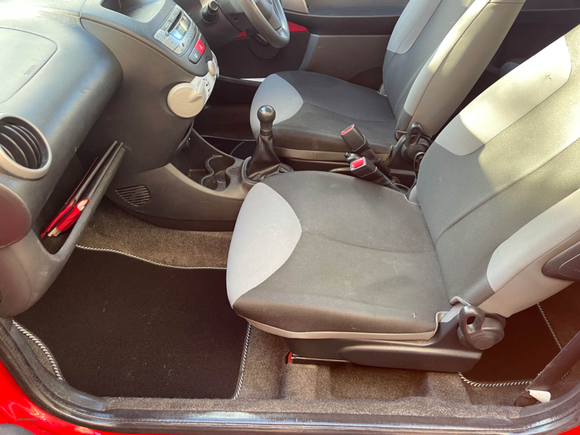 Apr 2014 Citroen C1 1.0i VT 3dr