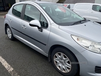 Peugeot 207 1.6 HDi S Hatchback 5dr Diesel Manual Euro 5 (A/C) (92 ps) in Down