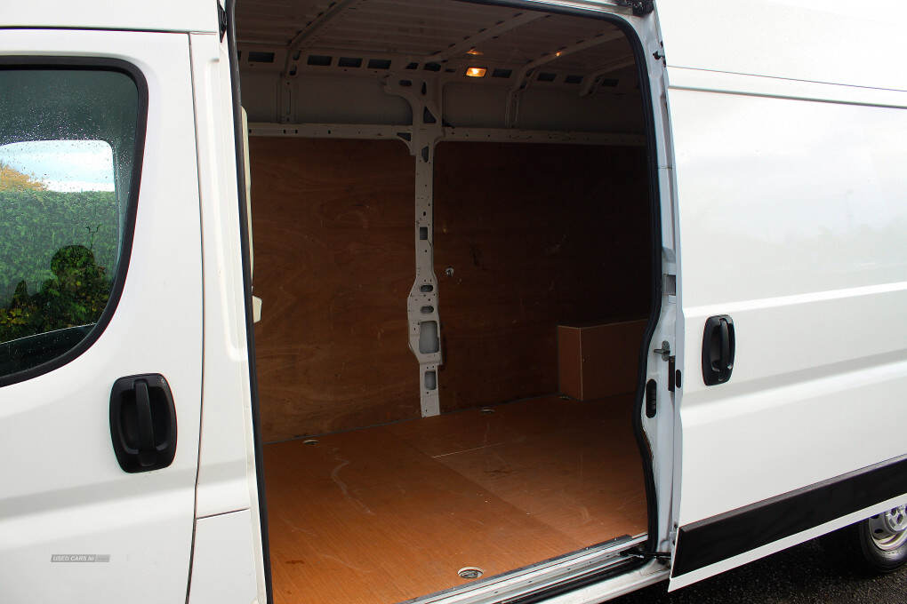 Apr 2021 Peugeot Boxer 2.2 BlueHDi H2 Professional Van 140ps