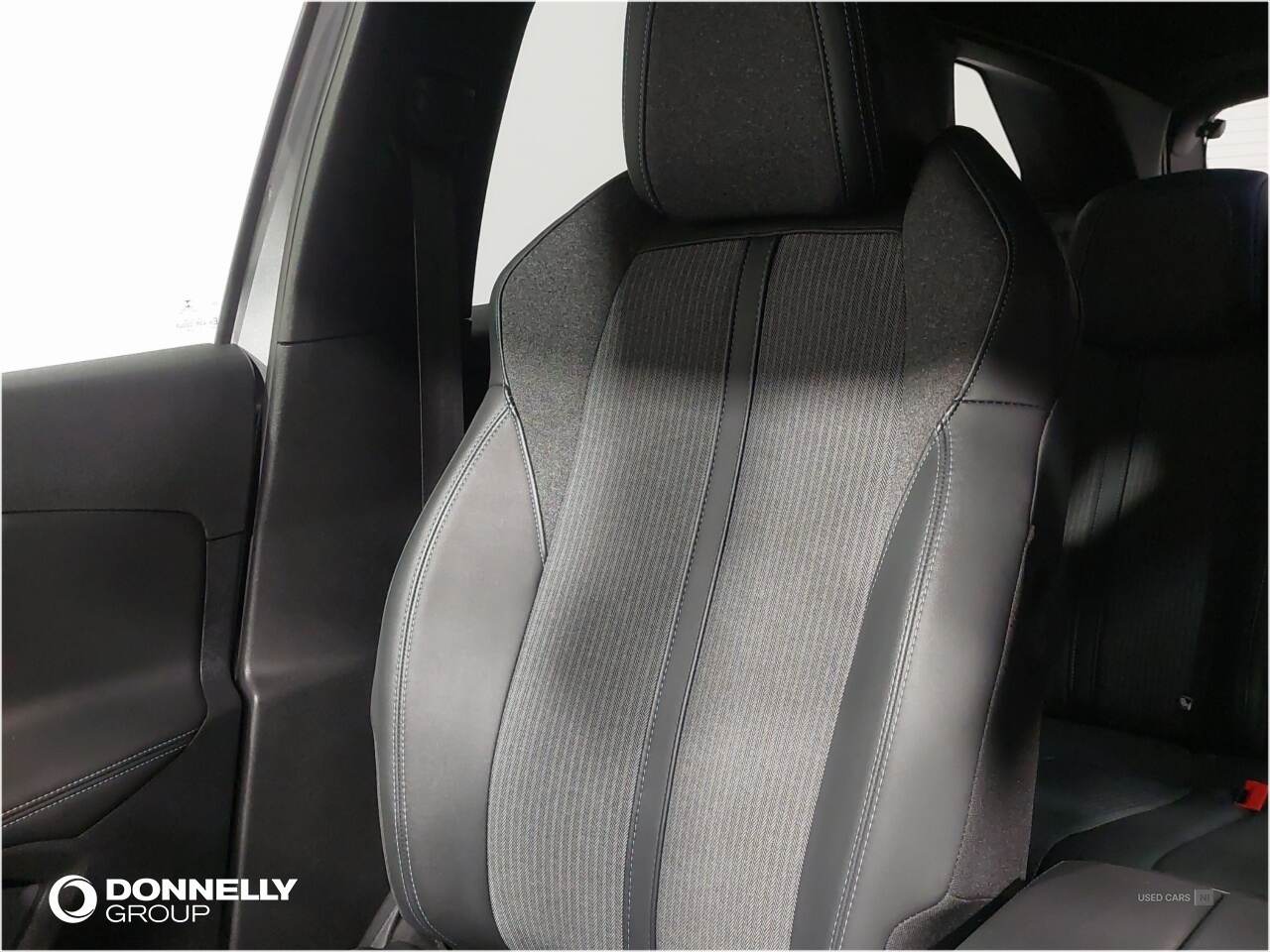 Jan 2023 Peugeot 3008 1.2 PureTech Allure Premium+ 5dr EAT8