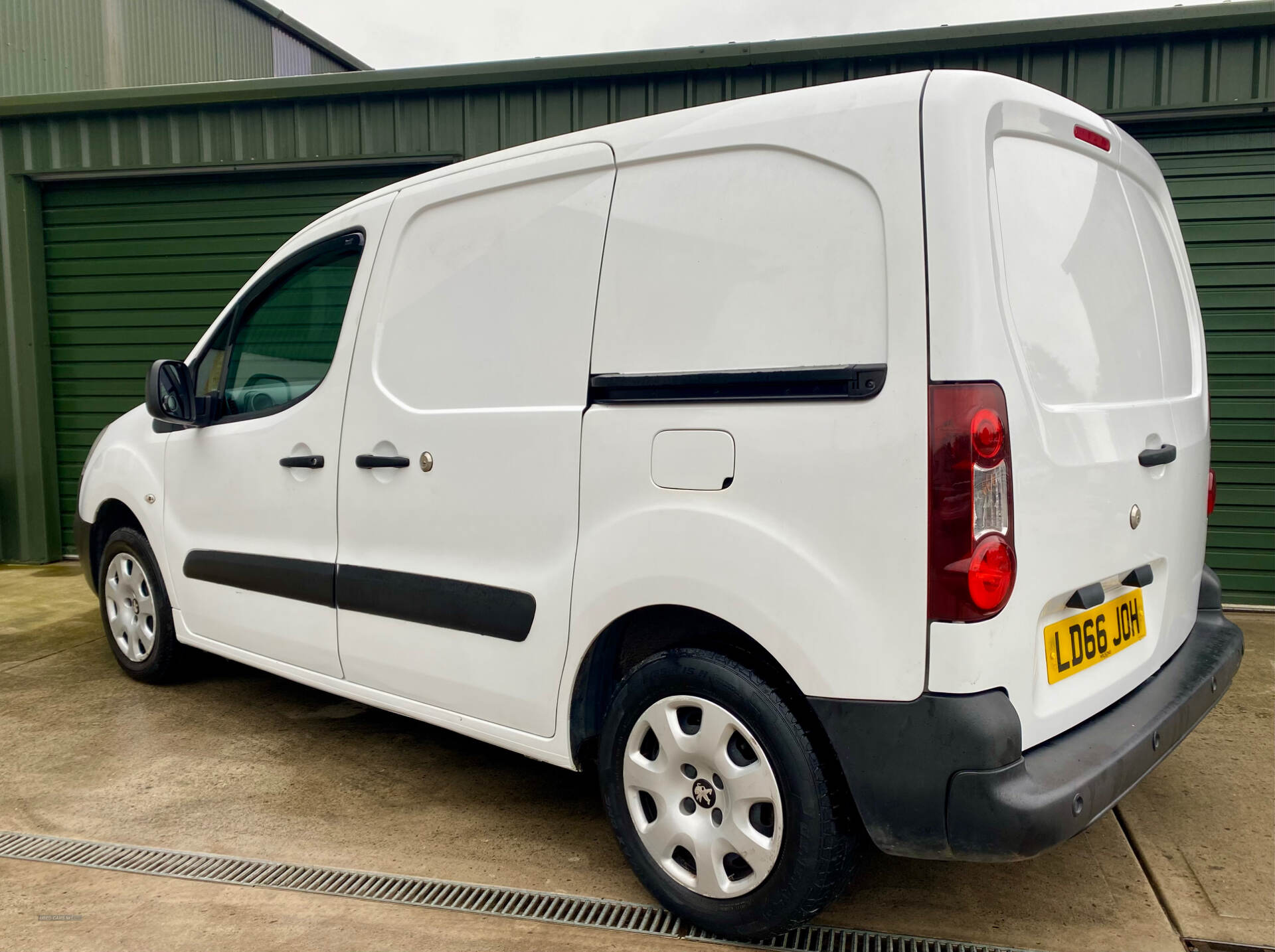 Peugeot Partner L1 DIESEL in Armagh