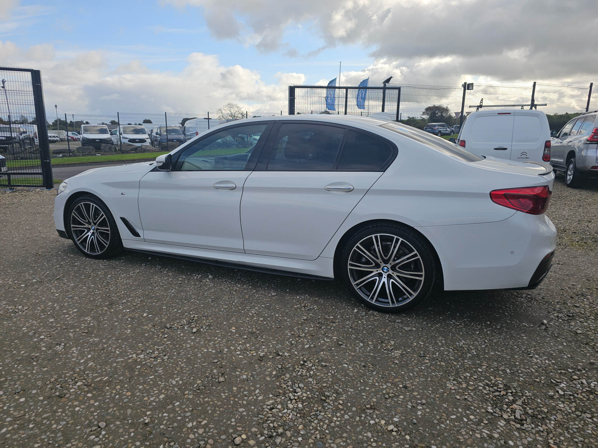 Sep 2017 BMW 5 Series 520d M Sport 4dr Auto