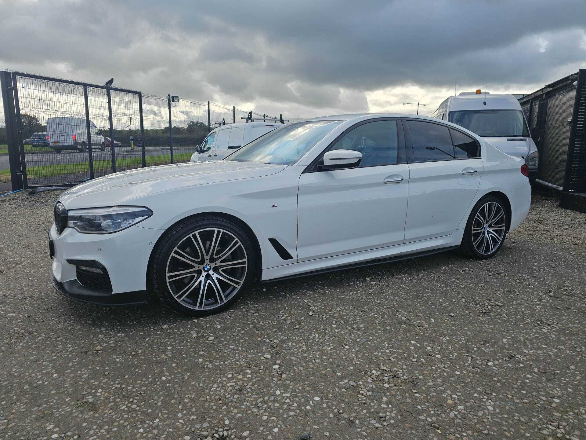 Sep 2017 BMW 5 Series 520d M Sport 4dr Auto