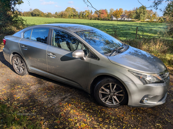 Toyota Avensis DIESEL SALOON in Antrim