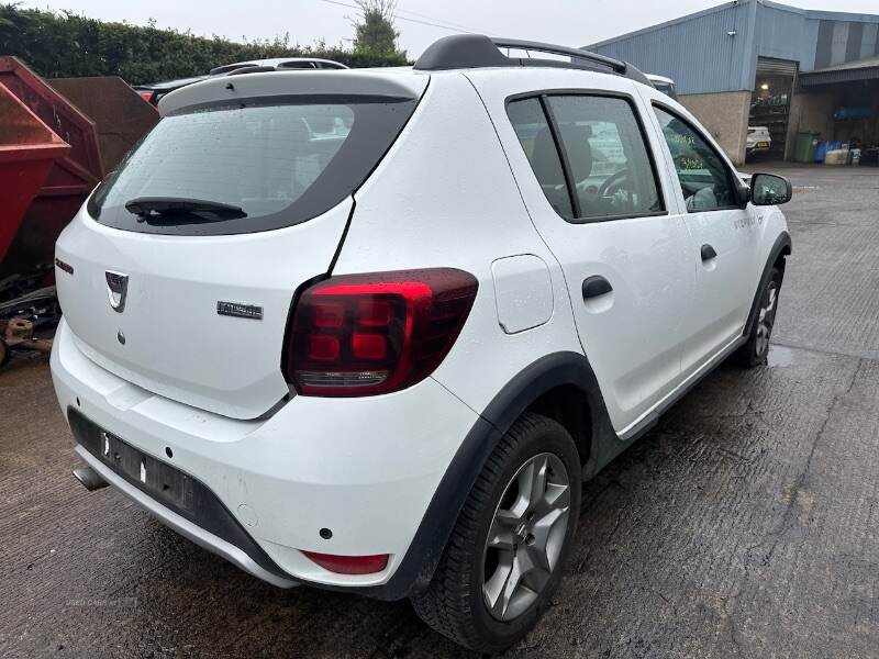  2018 Dacia Sandero Stepway LAUREATE 1.0 TCE 5dr