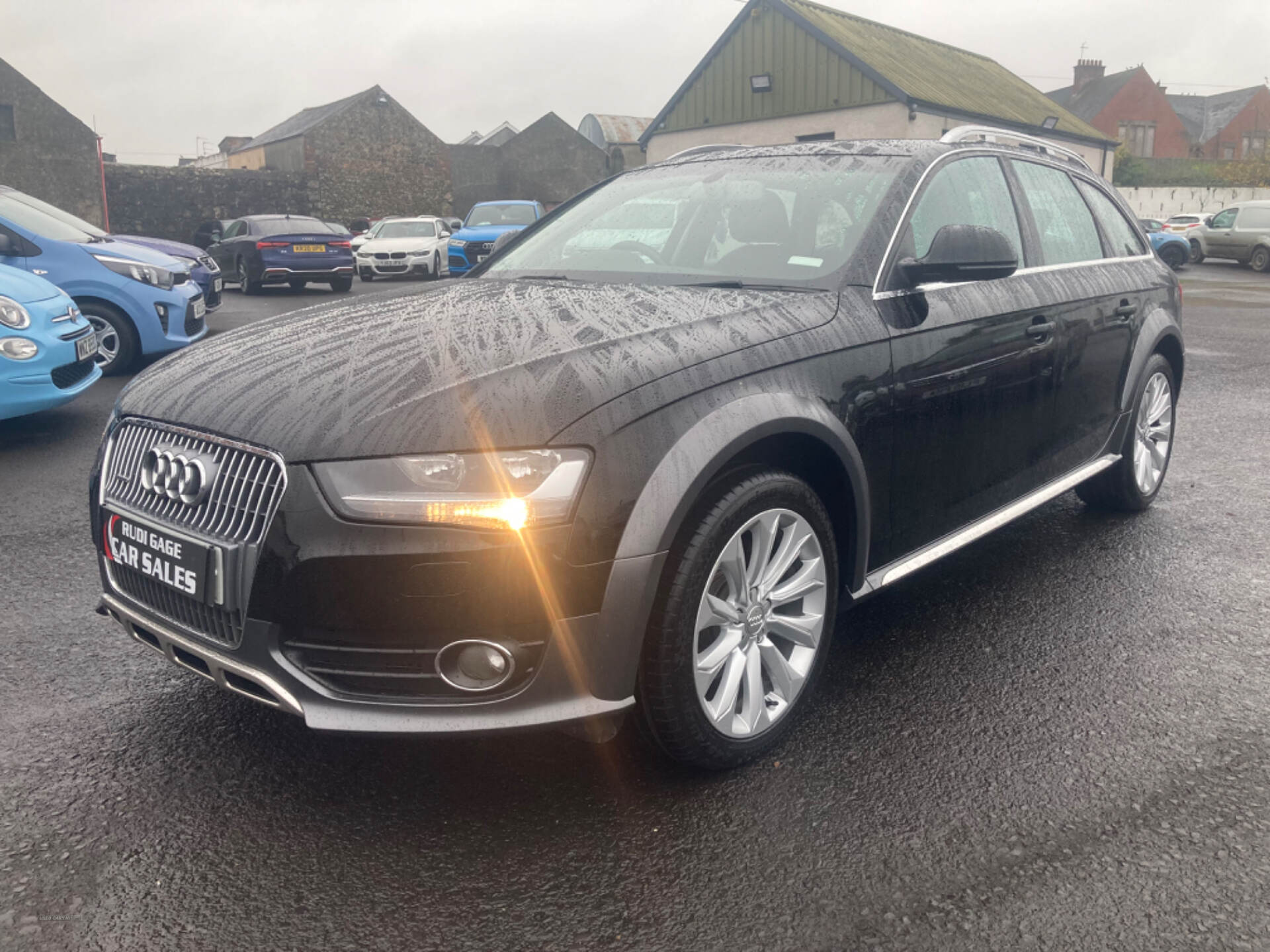 Audi A4 DIESEL ALLROAD ESTATE in Antrim