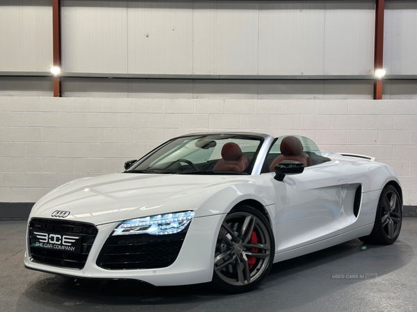 Audi R8 SPYDER in Antrim