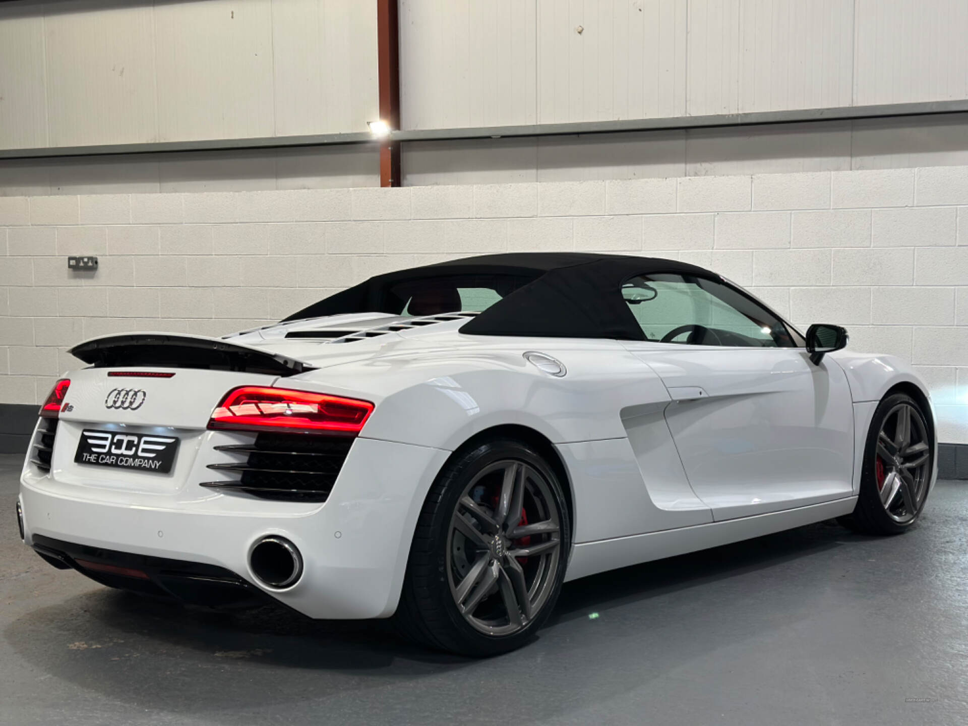 Audi R8 SPYDER in Antrim