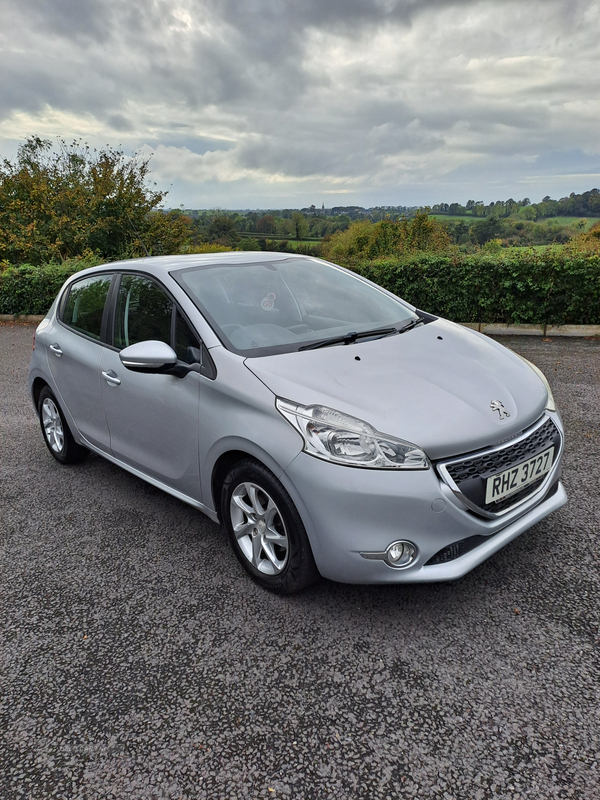 Peugeot 208 DIESEL HATCHBACK in Armagh