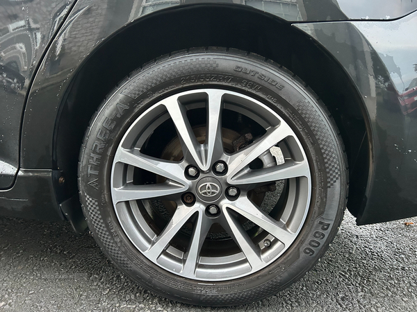 Toyota Avensis DIESEL SALOON in Armagh