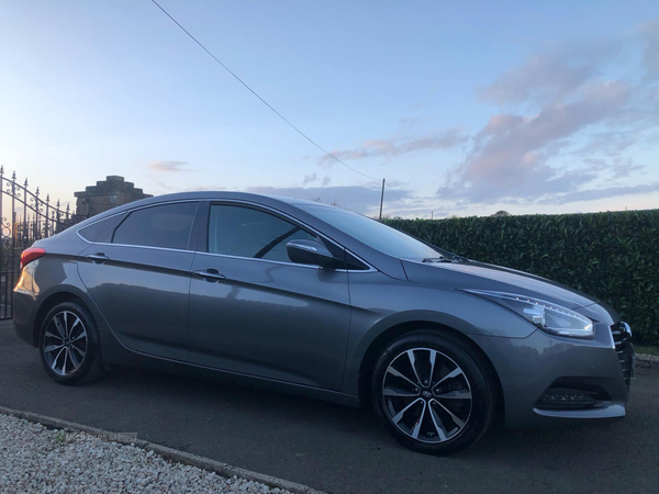 Hyundai i40 DIESEL SALOON in Antrim