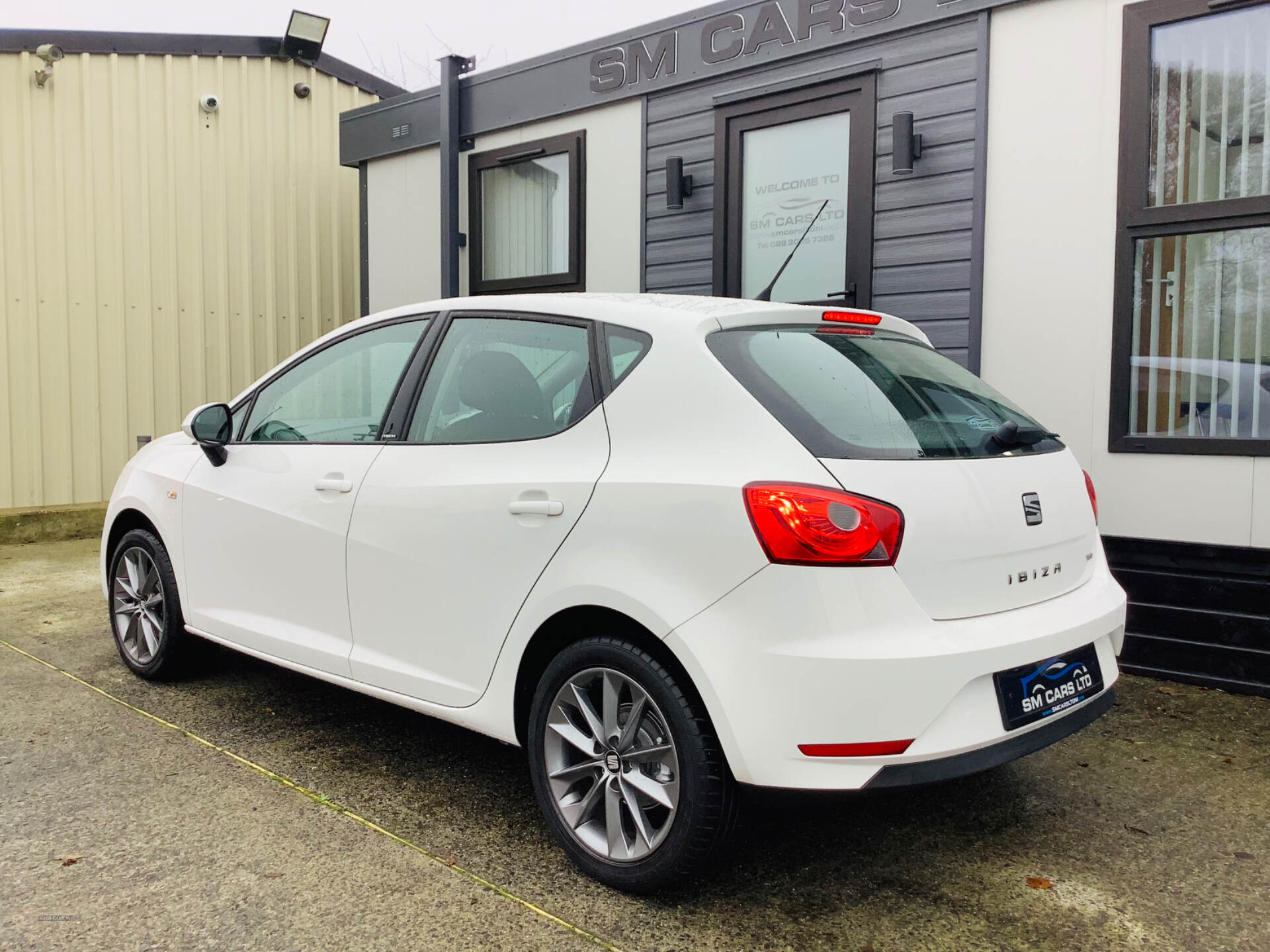 Seat Ibiza HATCHBACK SPECIAL EDITION in Down