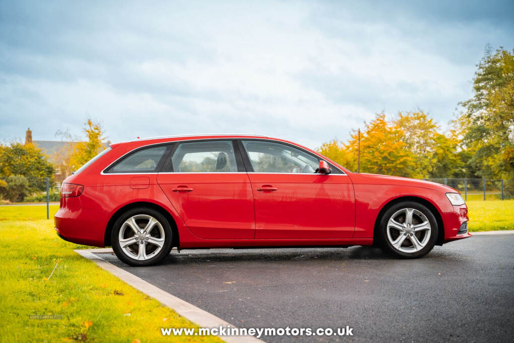 Sep 2013 Audi A4 2.0 TDIe SE Technik 5dr