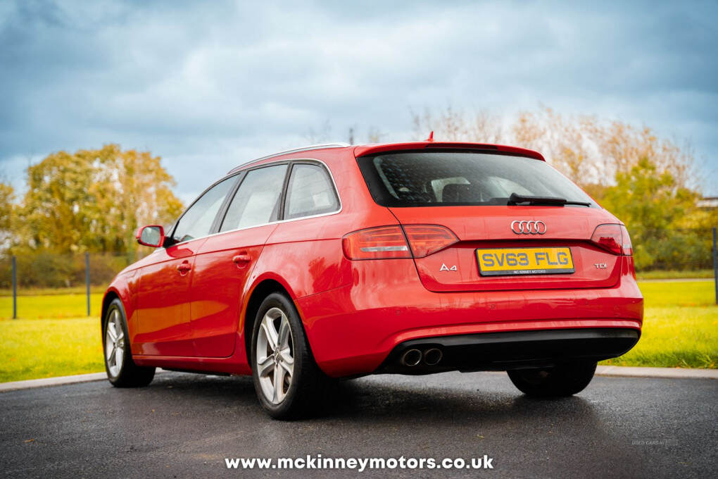 Sep 2013 Audi A4 2.0 TDIe SE Technik 5dr
