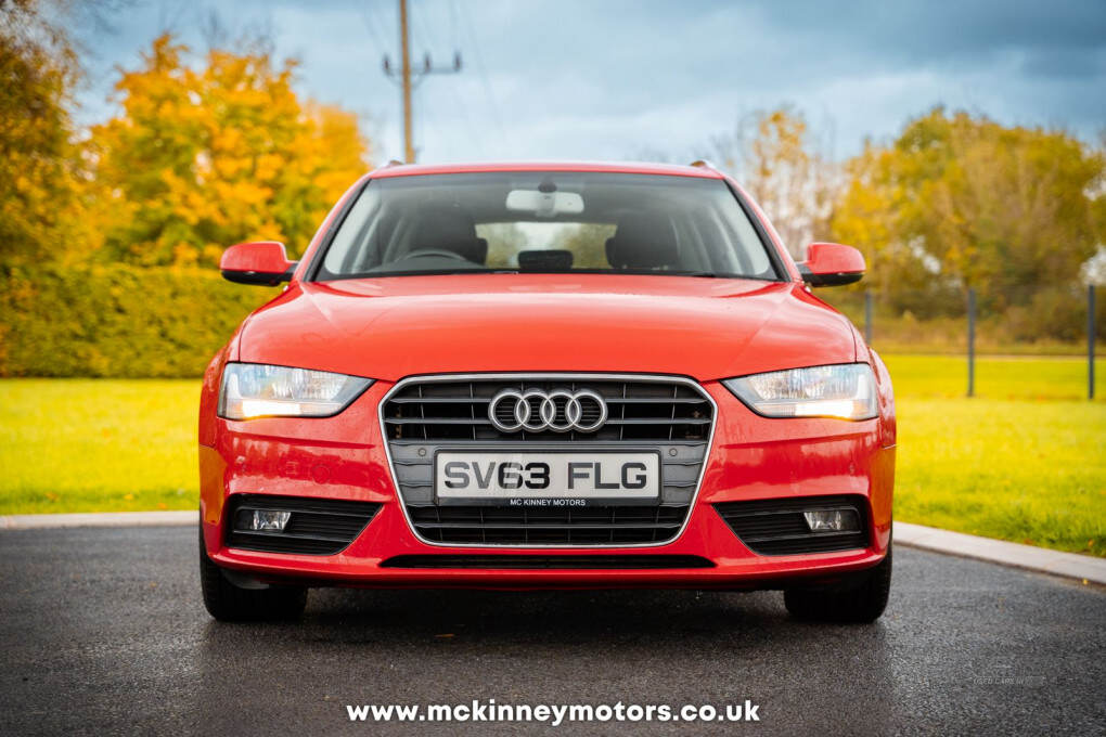Sep 2013 Audi A4 2.0 TDIe SE Technik 5dr