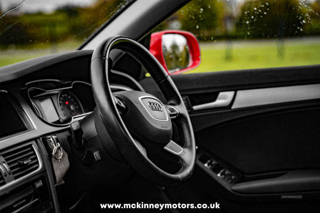 Sep 2013 Audi A4 2.0 TDIe SE Technik 5dr