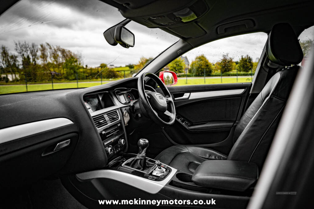 Sep 2013 Audi A4 2.0 TDIe SE Technik 5dr