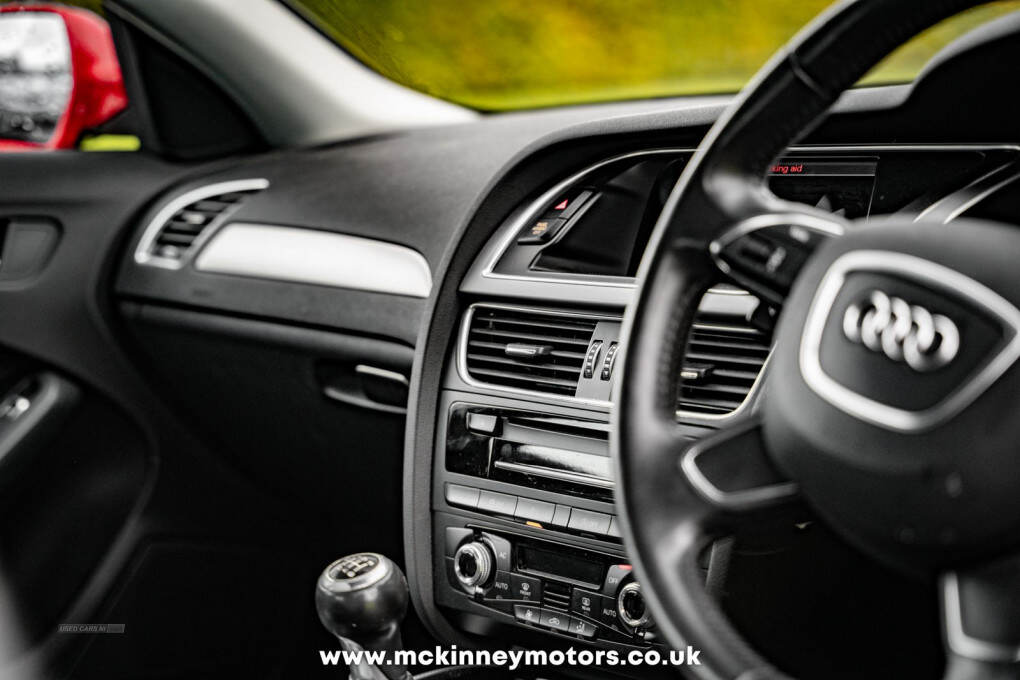 Sep 2013 Audi A4 2.0 TDIe SE Technik 5dr