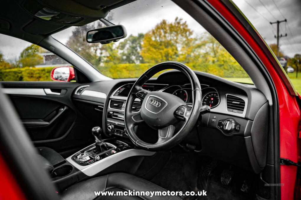 Sep 2013 Audi A4 2.0 TDIe SE Technik 5dr