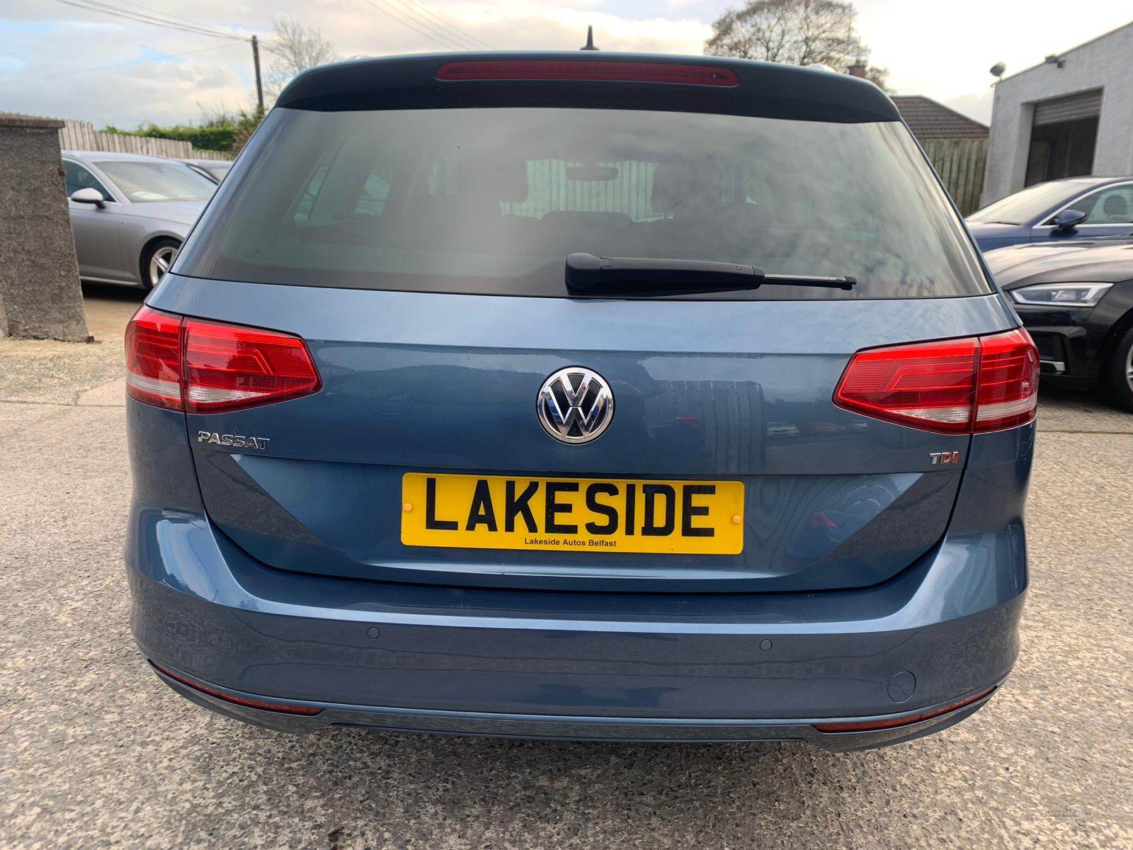 Volkswagen Passat DIESEL ESTATE in Down