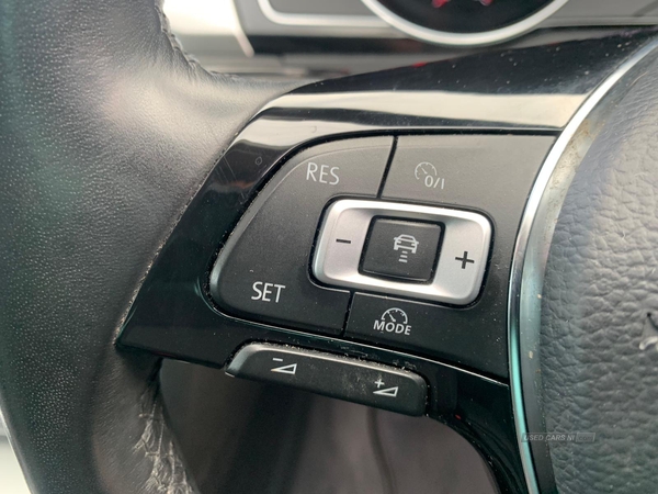 Volkswagen Passat DIESEL ESTATE in Down