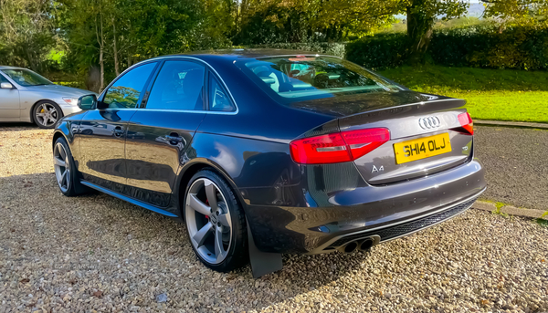 Audi A4 DIESEL SALOON in Derry / Londonderry