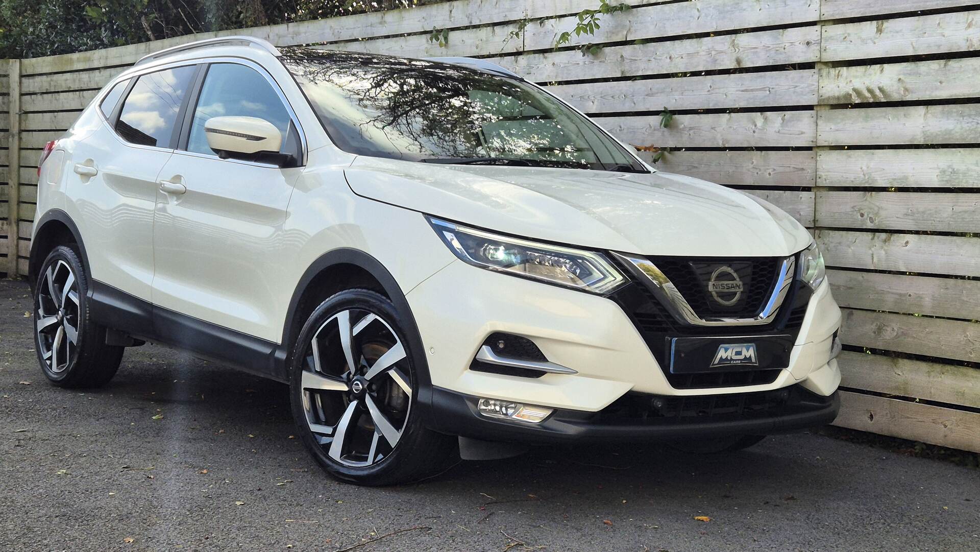 Nissan Qashqai DIESEL HATCHBACK in Antrim