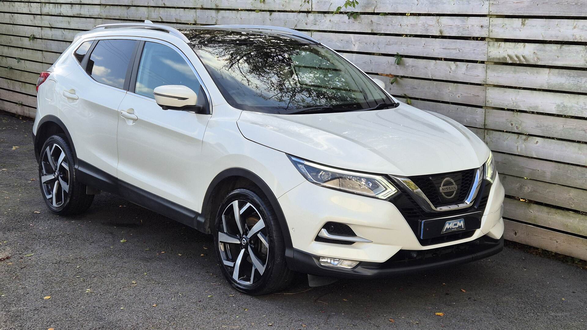 Nissan Qashqai DIESEL HATCHBACK in Antrim