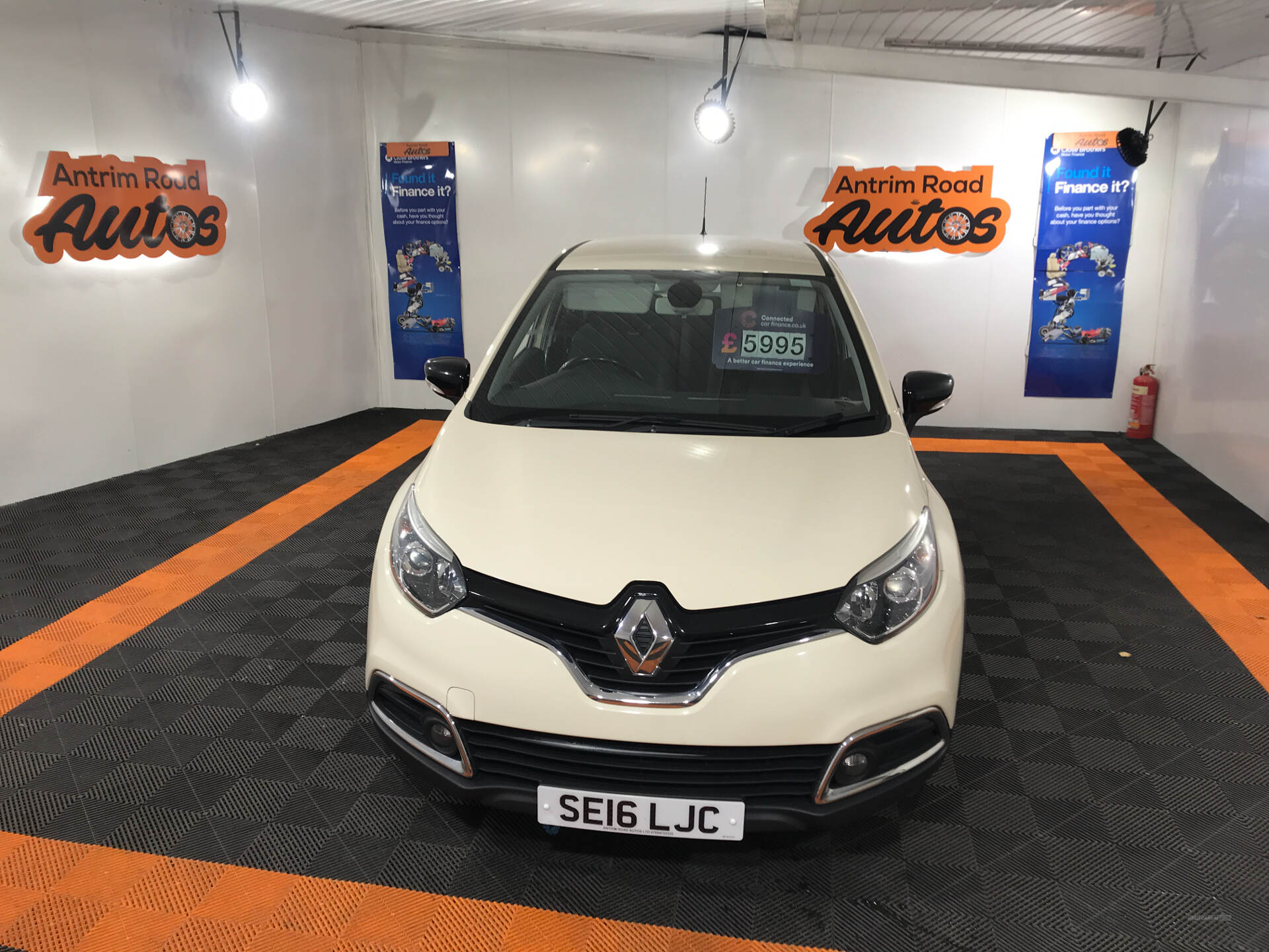 Renault Captur DIESEL HATCHBACK in Antrim