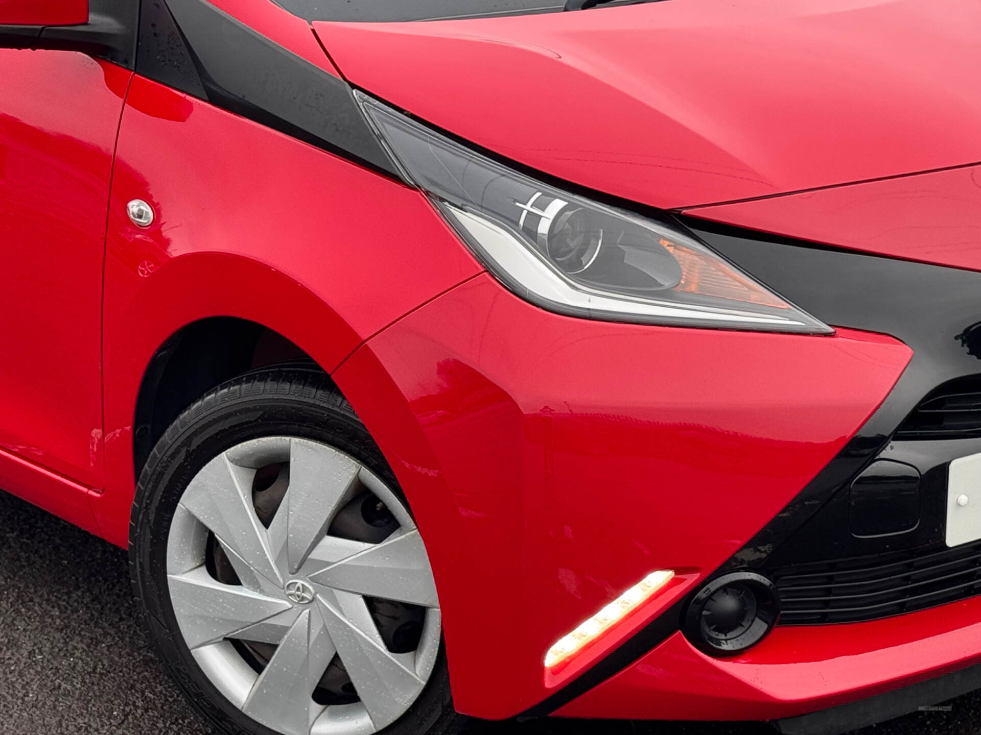 Toyota Aygo HATCHBACK in Down