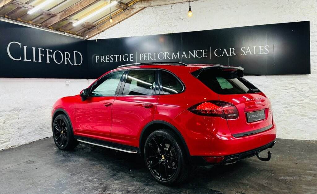 Jan 2013 Porsche Cayenne Diesel [245] 5dr Tiptronic S