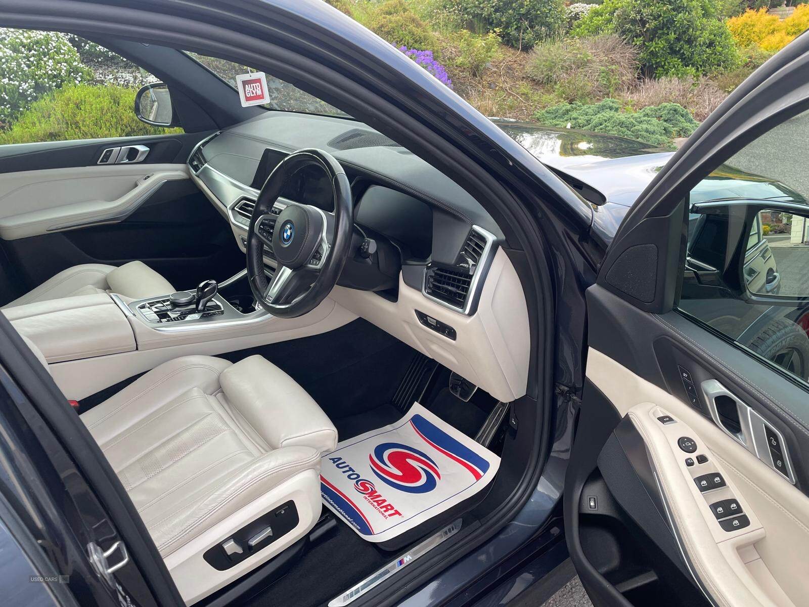 Oct 2021 BMW X5 xDrive45e M Sport 5dr Auto