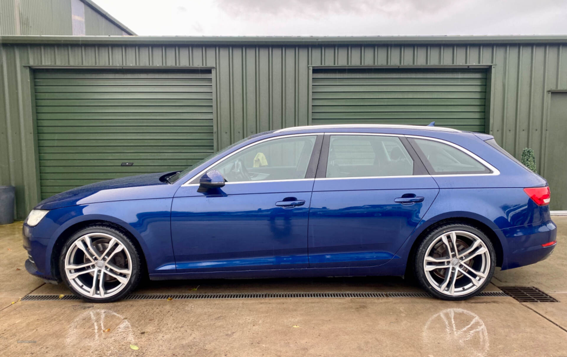 Audi A4 DIESEL AVANT in Armagh