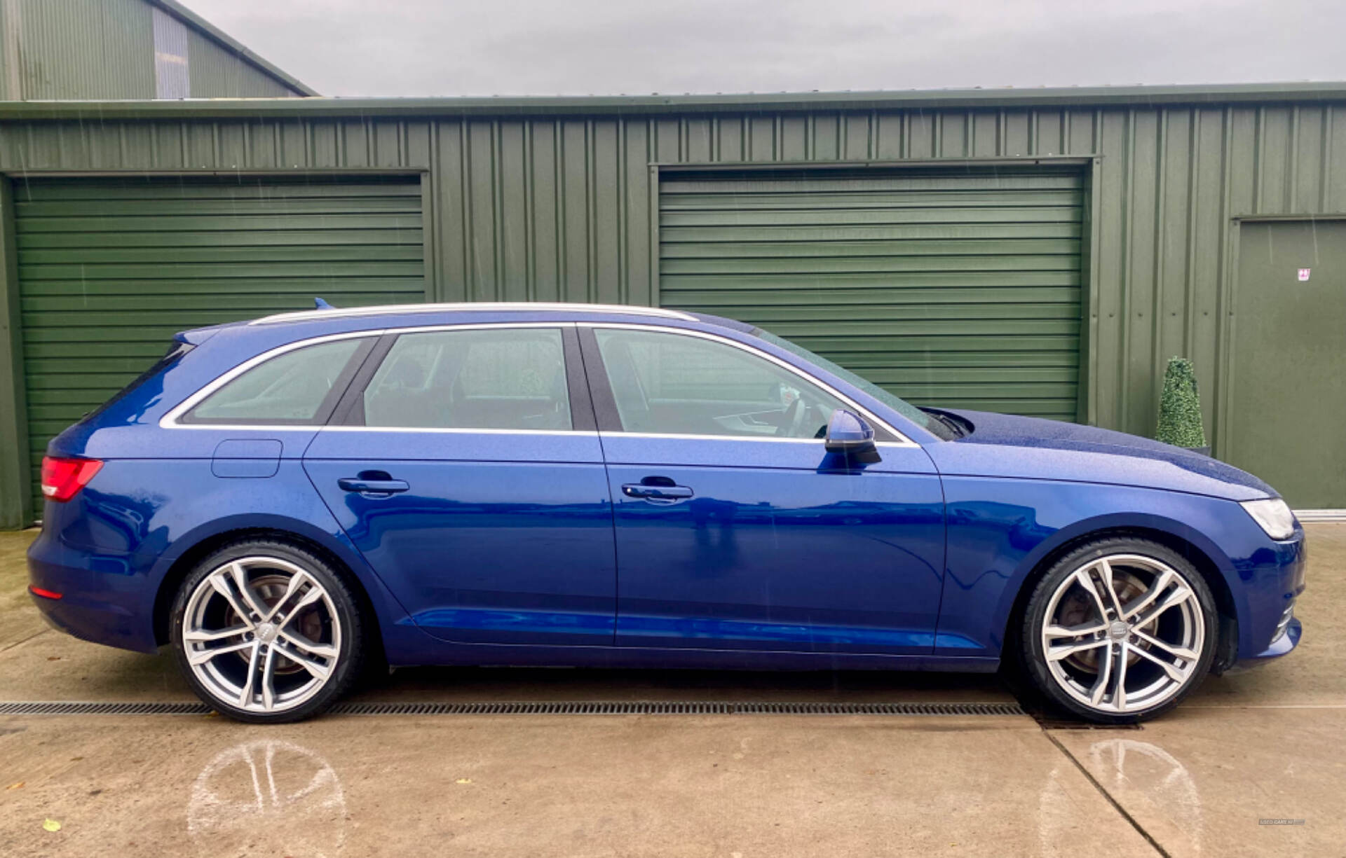 Audi A4 DIESEL AVANT in Armagh