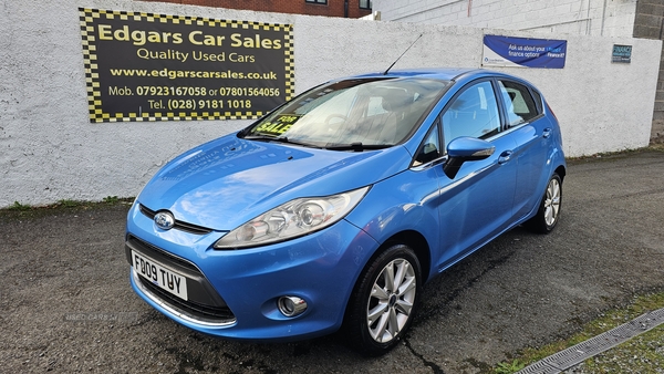 Ford Fiesta HATCHBACK in Down