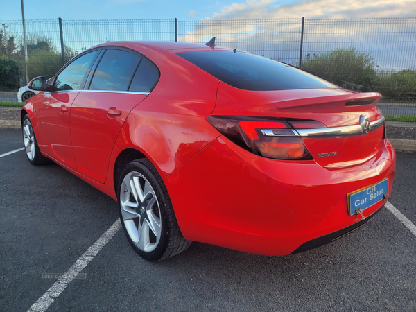 Vauxhall Insignia HATCHBACK in Down