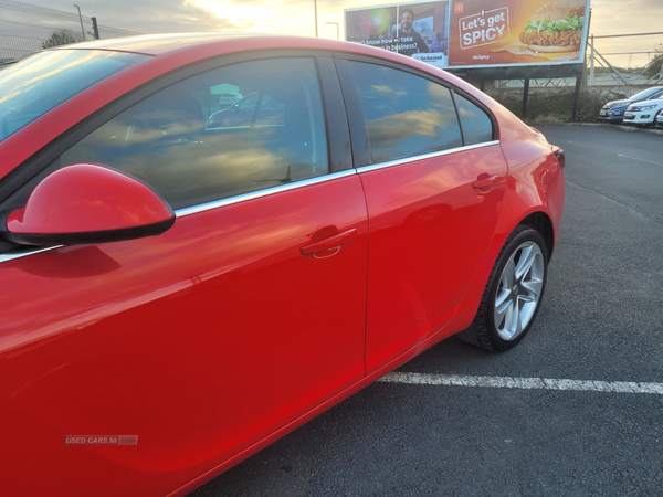 Vauxhall Insignia HATCHBACK in Down