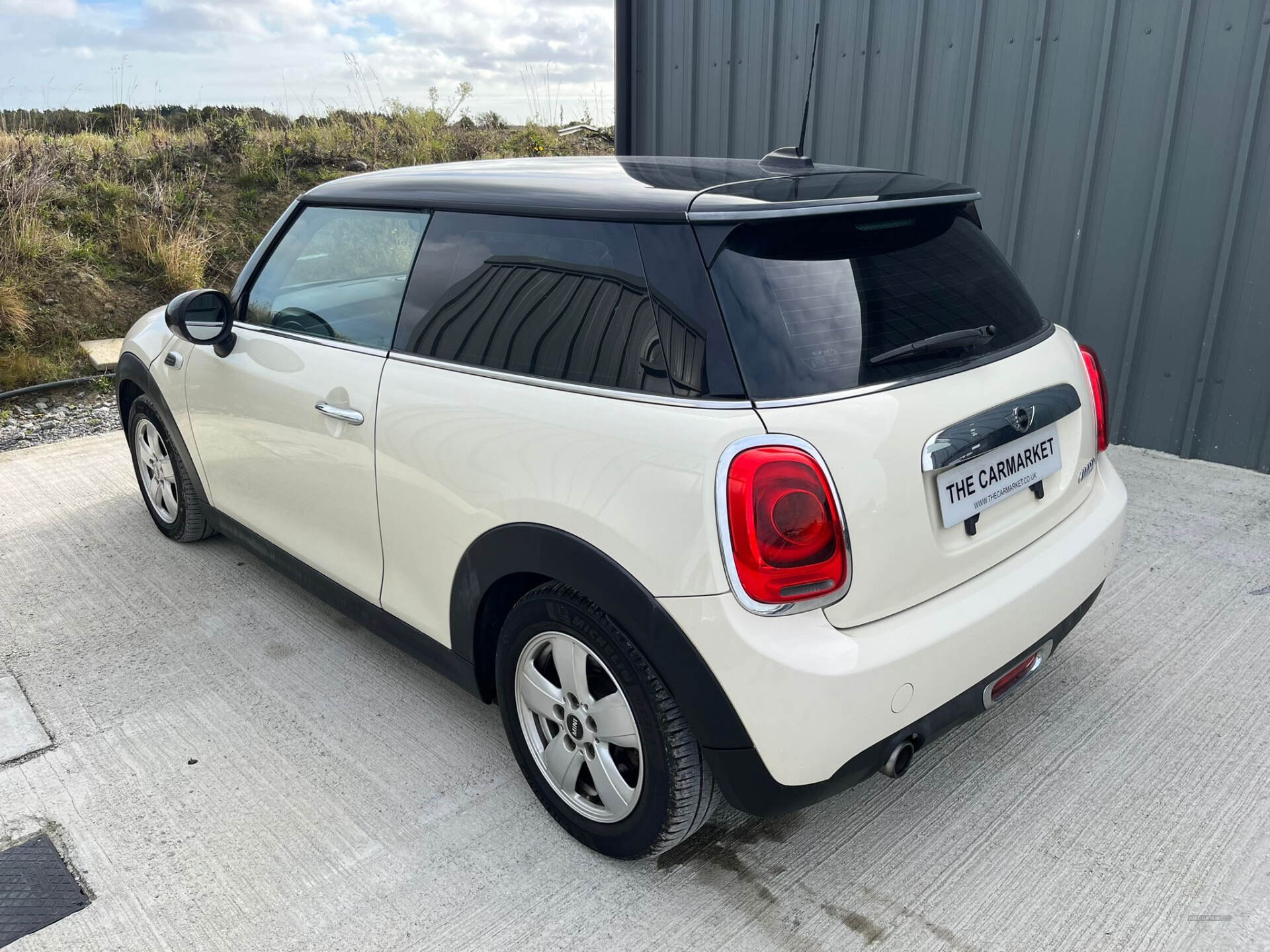 MINI Coupe 1.6 PETROL AUTO 3 DOOR in Antrim