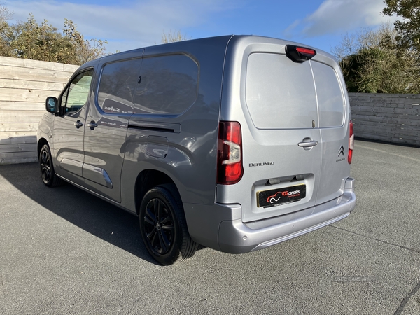 Citroen Berlingo XL DIESEL in Down