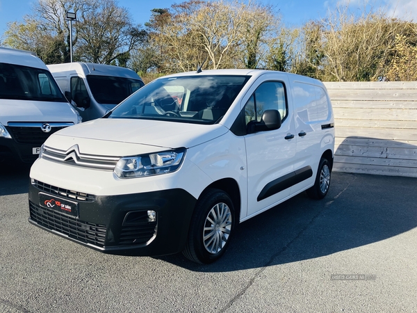 Citroen Berlingo M DIESEL in Down