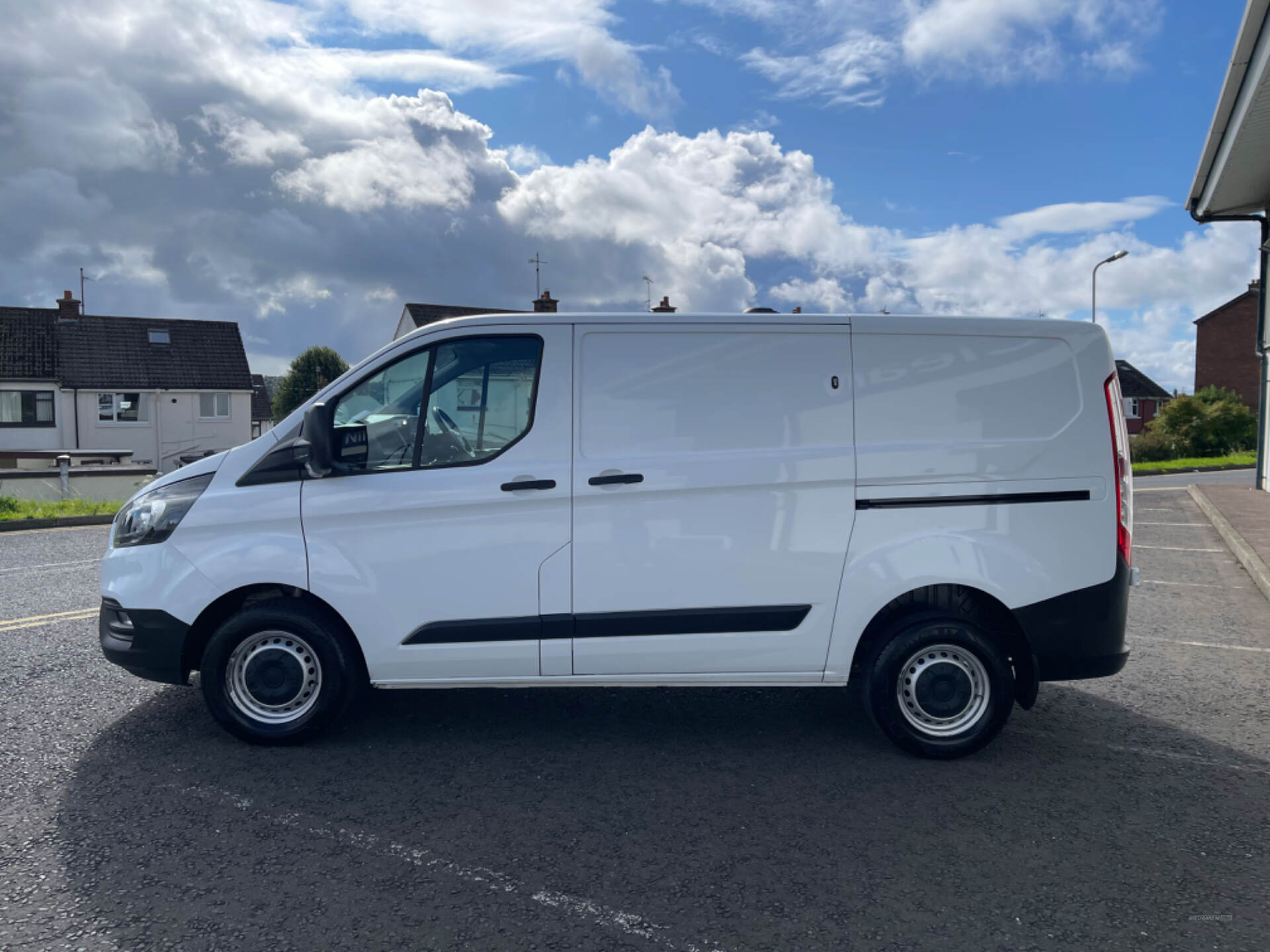 Dec 2019 Ford Transit Custom 2.0 EcoBlue 105ps Low Roof Leader Van