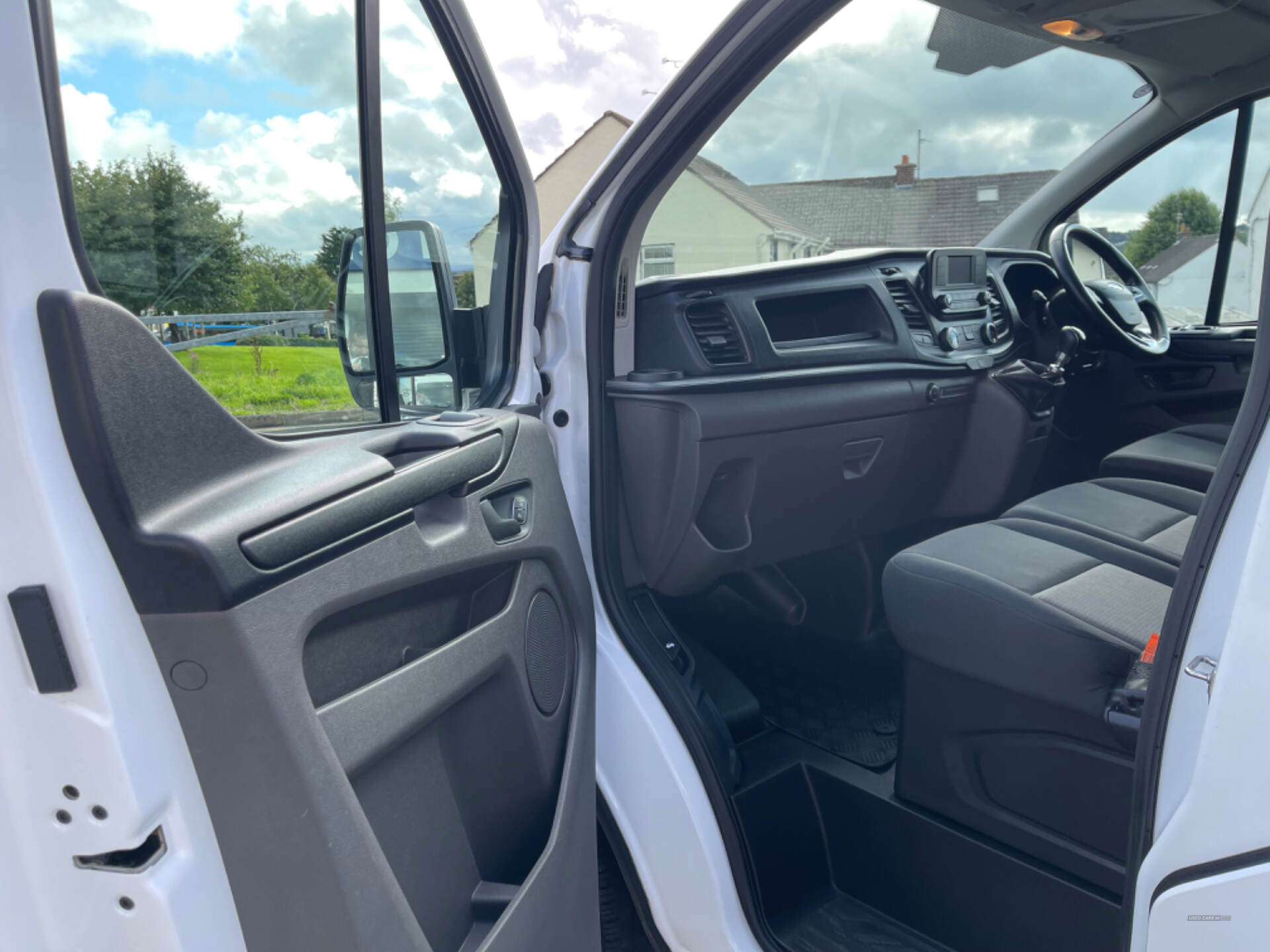 Dec 2019 Ford Transit Custom 2.0 EcoBlue 105ps Low Roof Leader Van